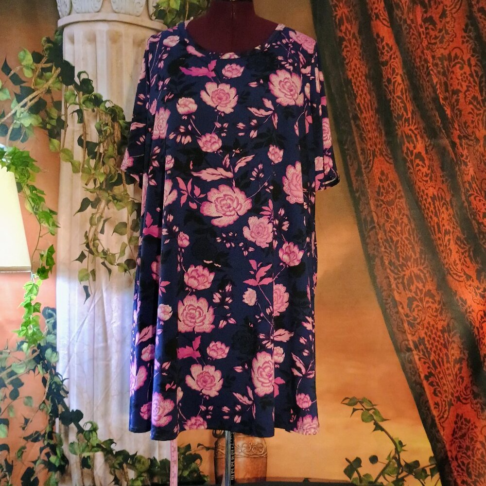 EUC: Tiffany & Grey Sze 3X Navy Blue Floral Shift Dress